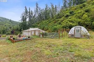 1140 Hidden Valley Rd, Toledo, OR 97391 - Photo 34