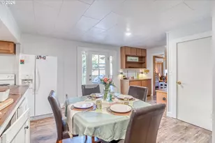 1140 Hidden Valley Rd, Toledo, OR 97391 - Photo 10