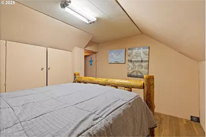 1140 Hidden Valley Rd, Toledo, OR 97391 - Photo 28