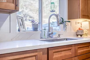 1140 Hidden Valley Rd, Toledo, OR 97391 - Photo 6