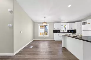 17520 SE 82nd Dr, Clackamas, OR 97015 - Photo 6