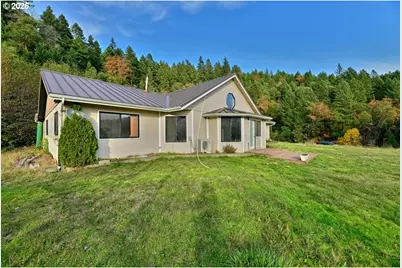 1480 Bridge Ln, Wolf Creek, OR 97497 - Photo 14