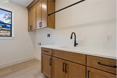 803 N V St, Washougal, WA 98671 - Photo 24