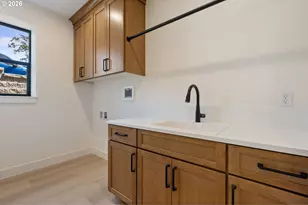 803 N V St, Washougal, WA 98671 - Photo 24