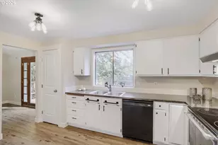 721 NE 132nd Ave, Vancouver, WA 98684 - Photo 8