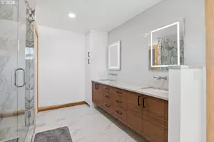 383 Ridgecrest Dr, Roseburg, OR 97471 - Photo 18