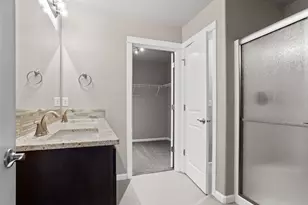 310 SW Mount Adams St, McMinnville, OR 97128 - Photo 20