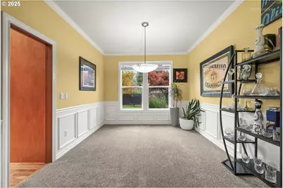 377 NE 49th Ave, Hillsboro, OR 97124 - Photo 14