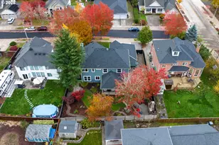 377 NE 49th Ave, Hillsboro, OR 97124 - Photo 44