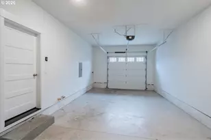 66 N 8th St, Lebanon, OR 97355 - Photo 22