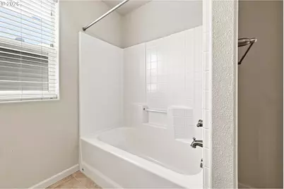 10517 NE Summer Falls St, Hillsboro, OR 97006 - Photo 12