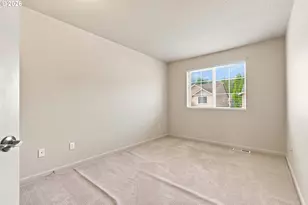 10517 NE Summer Falls St, Hillsboro, OR 97006 - Photo 18