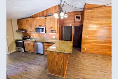 56992 Fawn Ln, Sunriver, OR 97707 - Photo 2