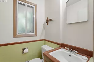 1595 NW 1st St, Gresham, OR 97030 - Photo 24