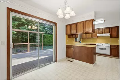 1595 NW 1st St, Gresham, OR 97030 - Photo 10