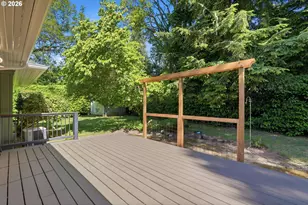 1595 NW 1st St, Gresham, OR 97030 - Photo 36