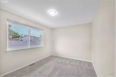 33765 Lake Front Dr, Warrenton, OR 97146 - Photo 32