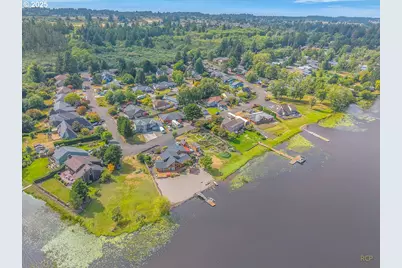 33765 Lake Front Dr, Warrenton, OR 97146 - Photo 6