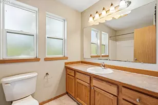 9307 N Haven Ave, Portland, OR 97203 - Photo 16