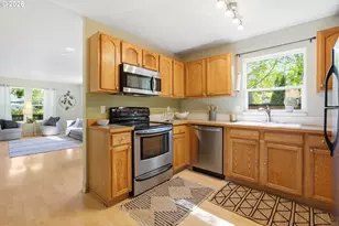 9307 N Haven Ave, Portland, OR 97203 - Photo 6