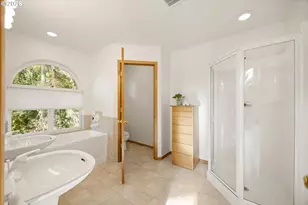 5395 NW 137th Ave, Portland, OR 97229 - Photo 32