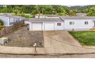 1095 S 59th St, Springfield, OR 97478 - Photo 4