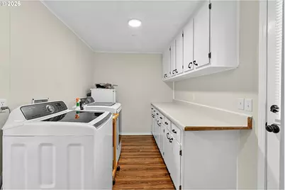 1095 S 59th St, Springfield, OR 97478 - Photo 22