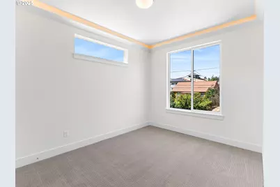 Ne Ainsworth St, Portland, OR 97211 - Photo 32