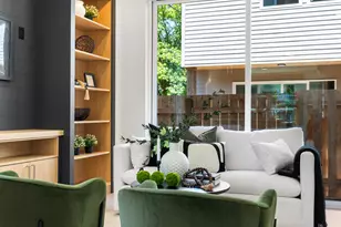 NE Ainsworth St, Portland, OR 97211 - Photo 12