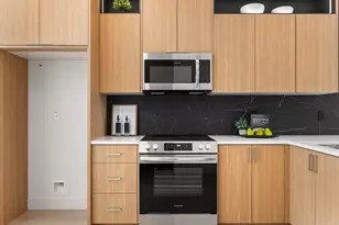 NE Ainsworth St, Portland, OR 97211 - Photo 6