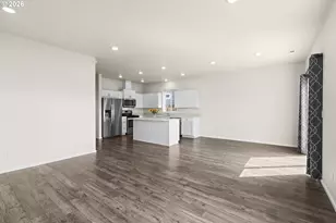 2294 Killian Spring Dr, Woodburn, OR 97071 - Photo 18