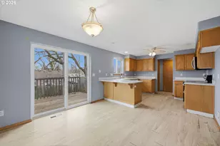 314 S 13th St, Saint Helens, OR 97051 - Photo 10