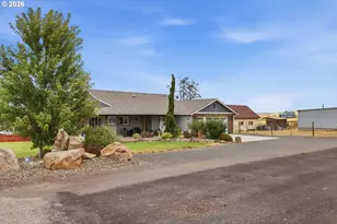 226 SE Heimrich St, Dufur, OR 97021 - Photo 40