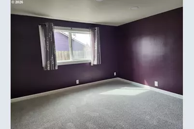 208 S Swiegle Ave, Molalla, OR 97038 - Photo 14