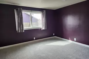 208 S Swiegle Ave, Molalla, OR 97038 - Photo 14