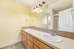 2528 N Crater Ln, Newberg, OR 97132 - Photo 32