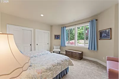 242 Bonifacio Ln, Roseburg, OR 97471 - Photo 36