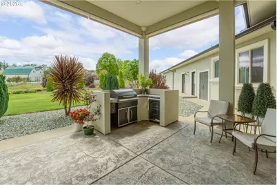 242 Bonifacio Ln, Roseburg, OR 97471 - Photo 38