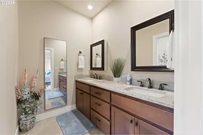 242 Bonifacio Ln, Roseburg, OR 97471 - Photo 36