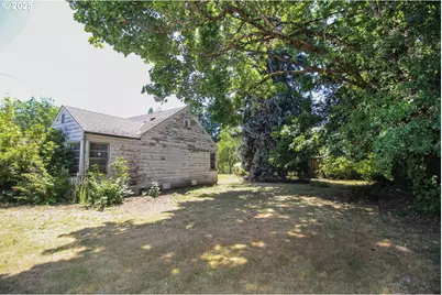 2902 19th Ave, Forest Grove, OR 97116 - Photo 2