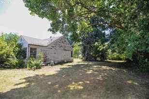 2902 19th Ave, Forest Grove, OR 97116 - Photo 2