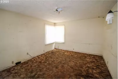 2902 19th Ave, Forest Grove, OR 97116 - Photo 10