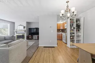 18052 SW Monte Verdi Blvd, Beaverton, OR 97007 - Photo 6