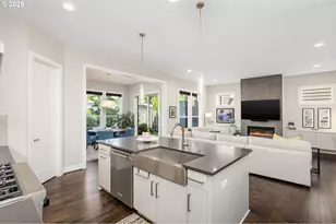 14647 NW Fricke Ln, Portland, OR 97229 - Photo 10