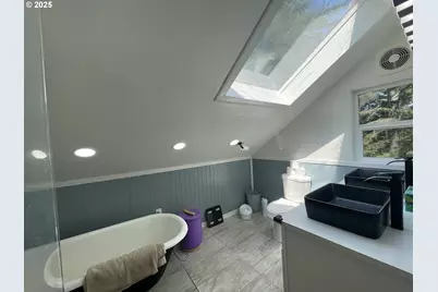 53621 Weekly Creek Rd, Myrtle Point, OR 97458 - Photo 18