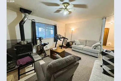 1918 SE Regner Rd, Gresham, OR 97080 - Photo 6