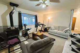 1918 SE Regner Rd, Gresham, OR 97080 - Photo 6