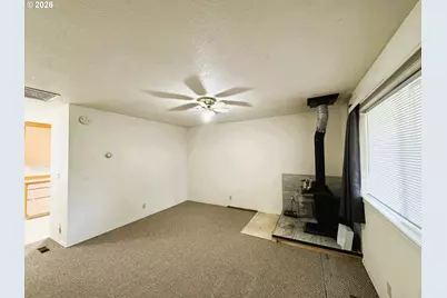 1918 SE Regner Rd, Gresham, OR 97080 - Photo 8