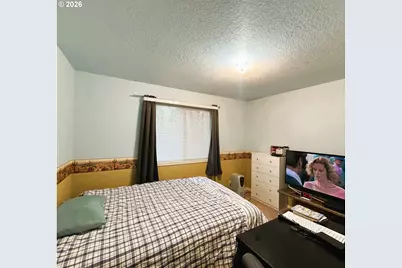 1918 SE Regner Rd, Gresham, OR 97080 - Photo 18