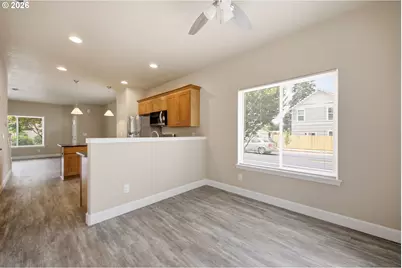 6136 SE Duke St, Portland, OR 97206 - Photo 10